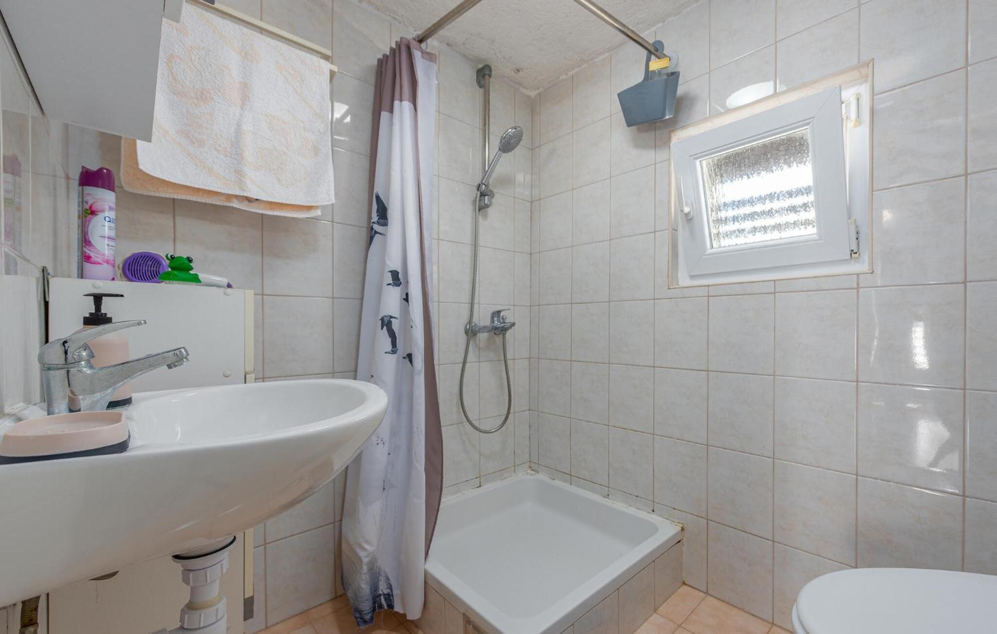 Nice Apartment In Potocnica With House Sea View Borovići Buitenkant foto